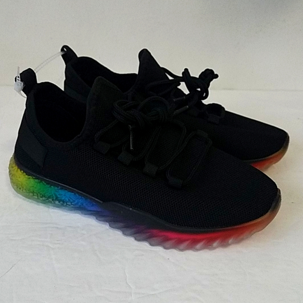 Wanted Sneakers